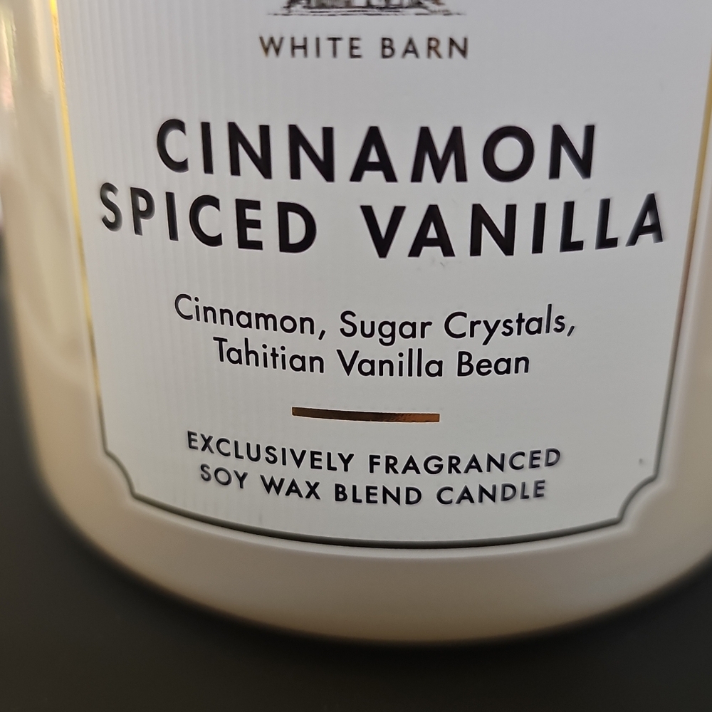 BATH AND BODY WORKS 3 WICK CANDLES